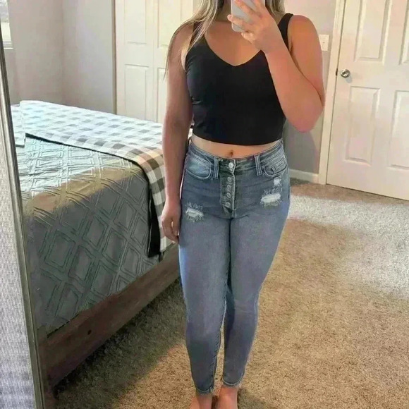 Distressed button fly jeans - Picture 2 of 4